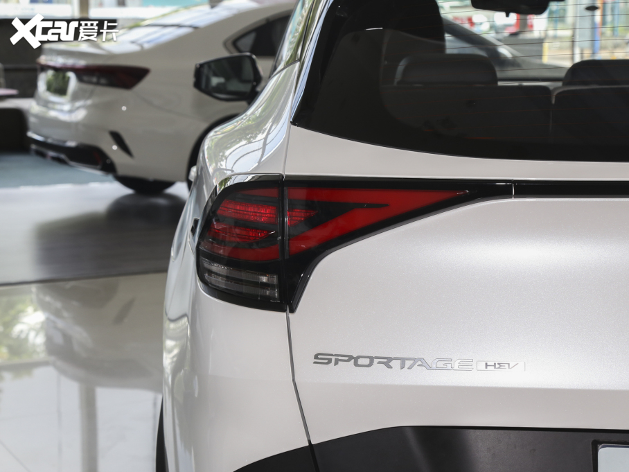 2023{Kؽ 2.0L HEV (q)F