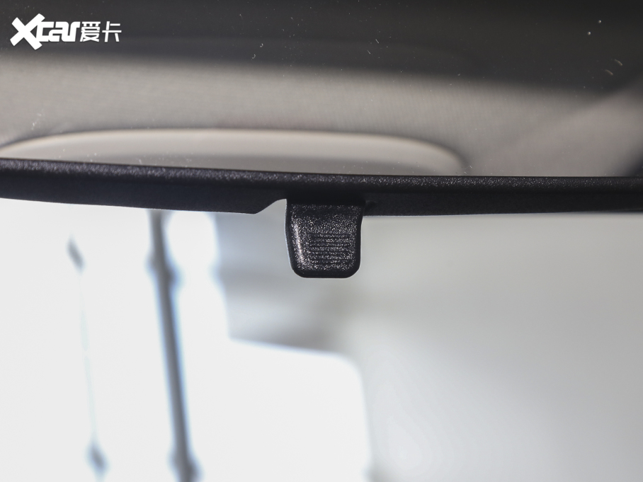 2023{Kؽ 2.0L HEV (q)F