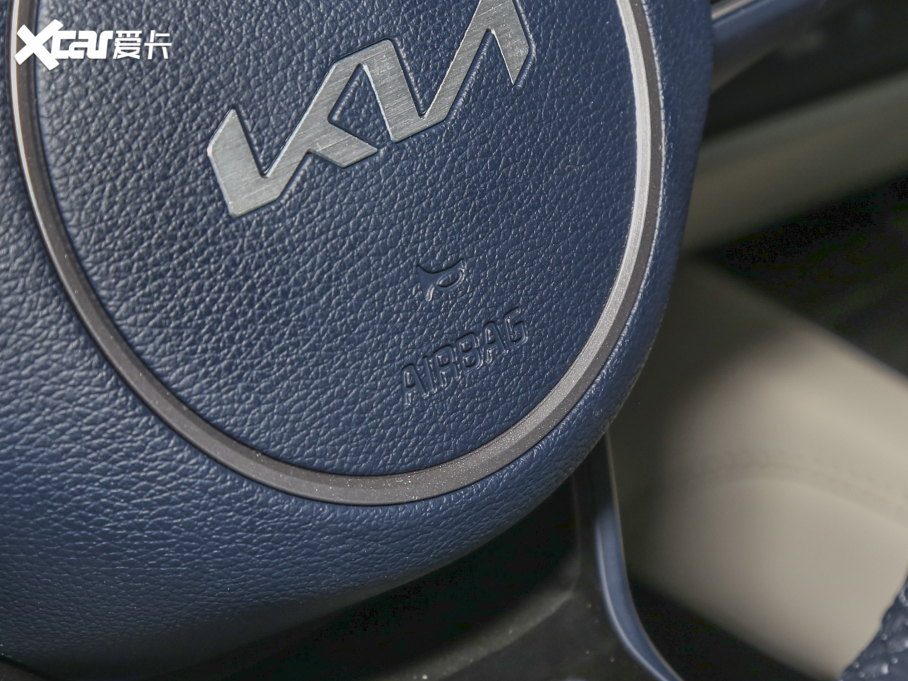 2023{Kؽ 2.0L HEV (q)F