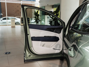 20232.0L HEV Ş {λ܇T