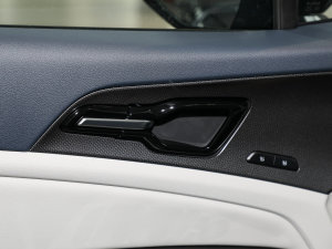 20232.0L HEV Ş п؅^