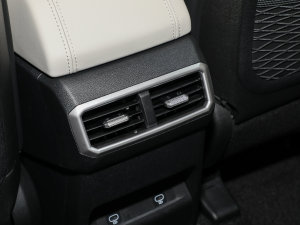 20232.0L HEV Ş п؅^