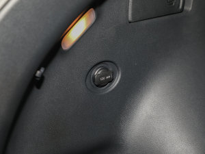 20232.0L HEV Ş п؅^