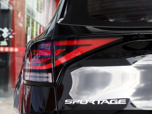 20232.0T (q)F (x)(ji)^