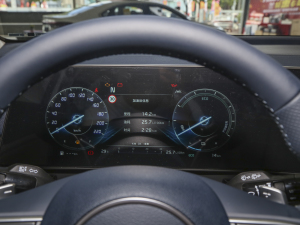 20232.0L HEV F п؅^