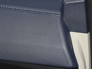 20232.0L HEV F п؅^