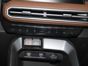 2023款2.0L 基本型 空调调节