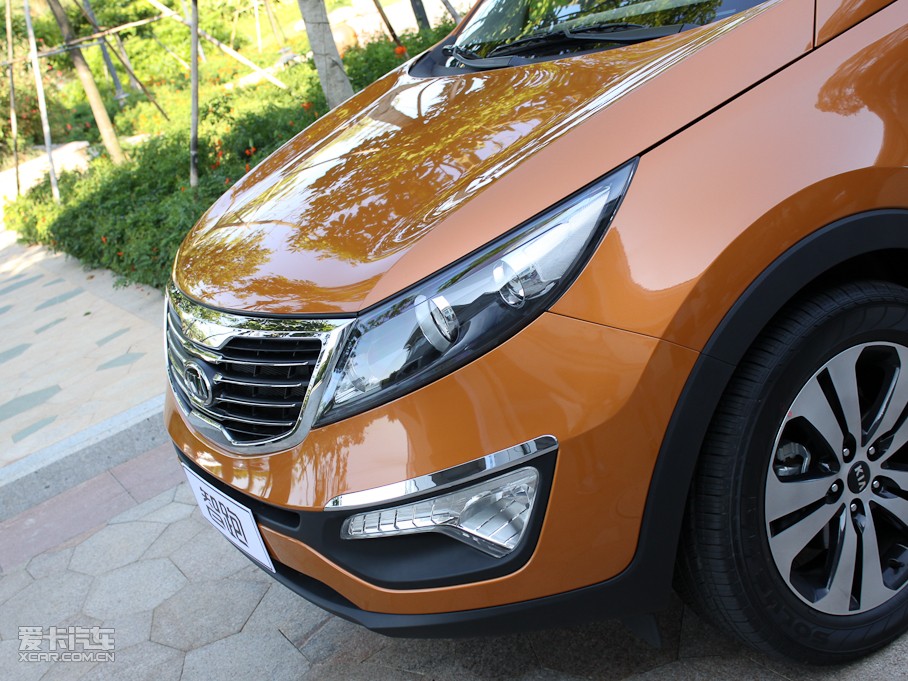 2011 2.0L Premium ԄӃ