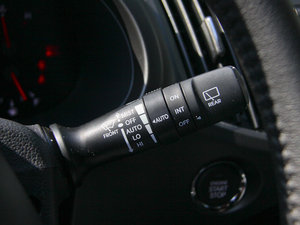 20112.0L Premium ԄӃ(q) п؅^(q)