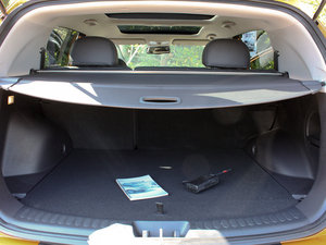 2011款2.0L Premium 自动两驱版 行李厢空间