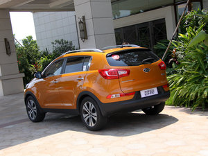 20112.0L Premium ԄӃ(q) w^