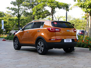 2011款2.0L Premium 自动两驱版 左后45度