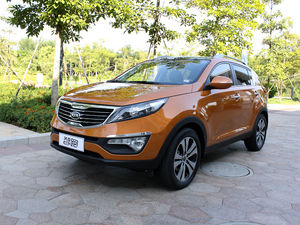 2011款2.0L Premium 自动两驱版 左前45度