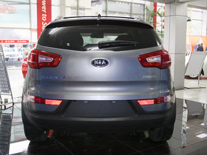 2011款2.0L GLS 自动两驱版 正后	