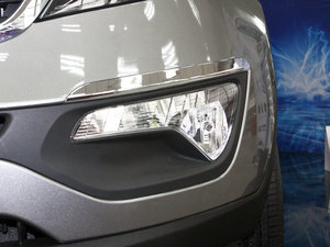 2011款2.0L GLS 自动两驱版 前雾灯