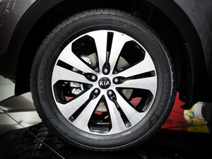 2011款2.0L GLS 自动两驱版 轮圈