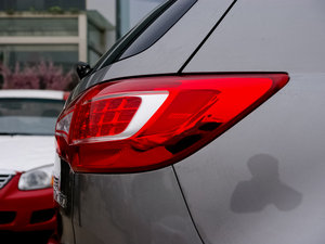 20112.4L Premium Ԅ ^