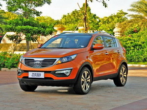 2011款2.0L GL 自动两驱版 整体外观