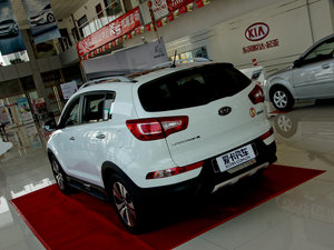 2011款2.4L GLS 自动四驱版 整体外观