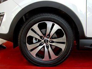 2011款2.4L GLS 自动四驱版 轮圈