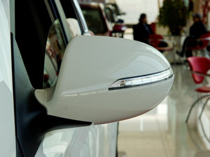 2011款2.4L GLS 自动四驱版 后视镜
