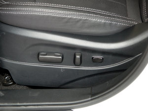 2011款2.4L GLS 自动四驱版 主驾驶座椅调节