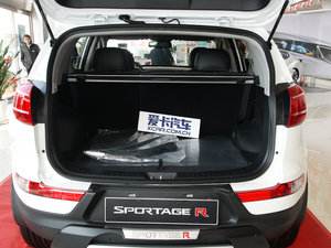 2011款2.4L GLS 自动四驱版 行李厢空间