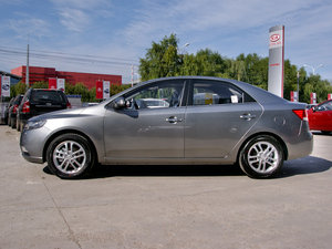 2011款1.6L Premium自动 正侧（左）