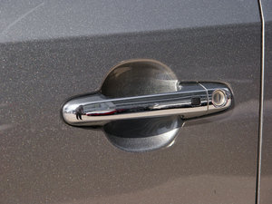 20111.6L PremiumԄ {T