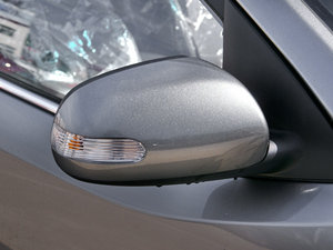 20111.6L PremiumԄ ^