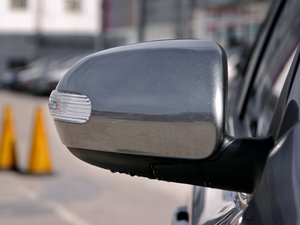 20111.6L PremiumԄ ^