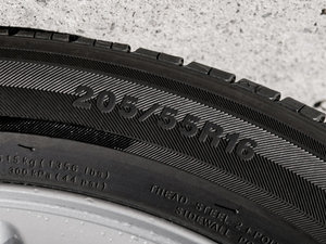 20111.6L PremiumԄ ^