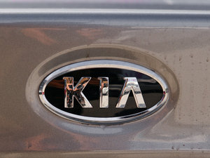 20111.6L PremiumԄ ^