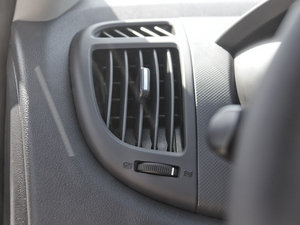 20111.6L PremiumԄ(dng) п؅^(q)