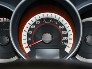 20111.6L GLSք(dng) п؅^(q)