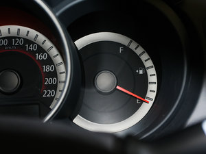 20111.6L GLSք(dng) п؅^(q)