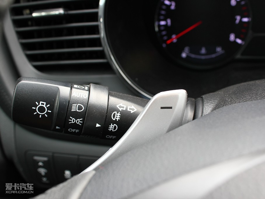 2011K5P 2.0L Premium Ԅ(dng)