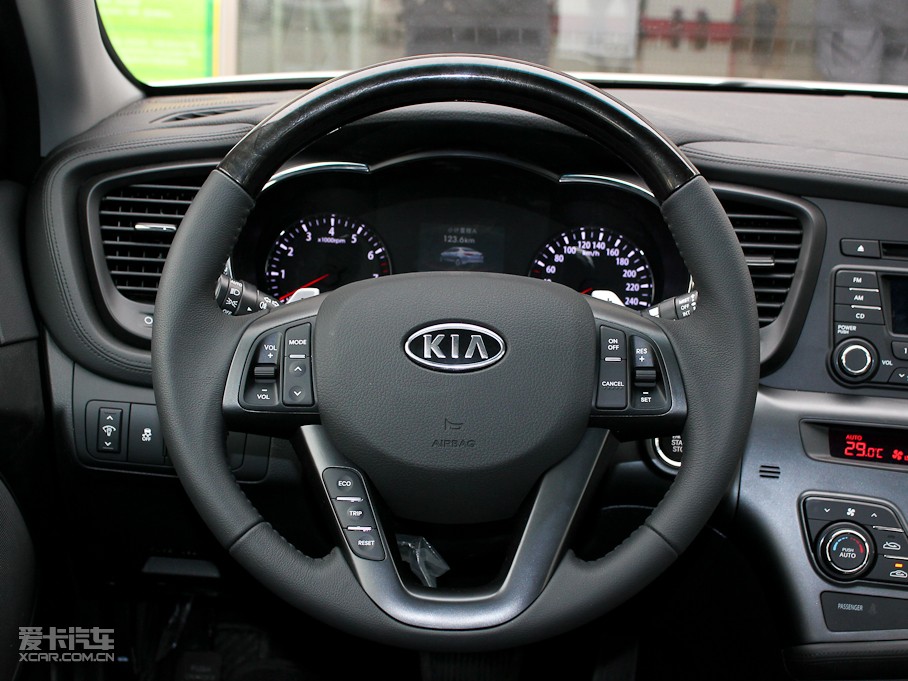 2011K5P 2.0L Premium Ԅ