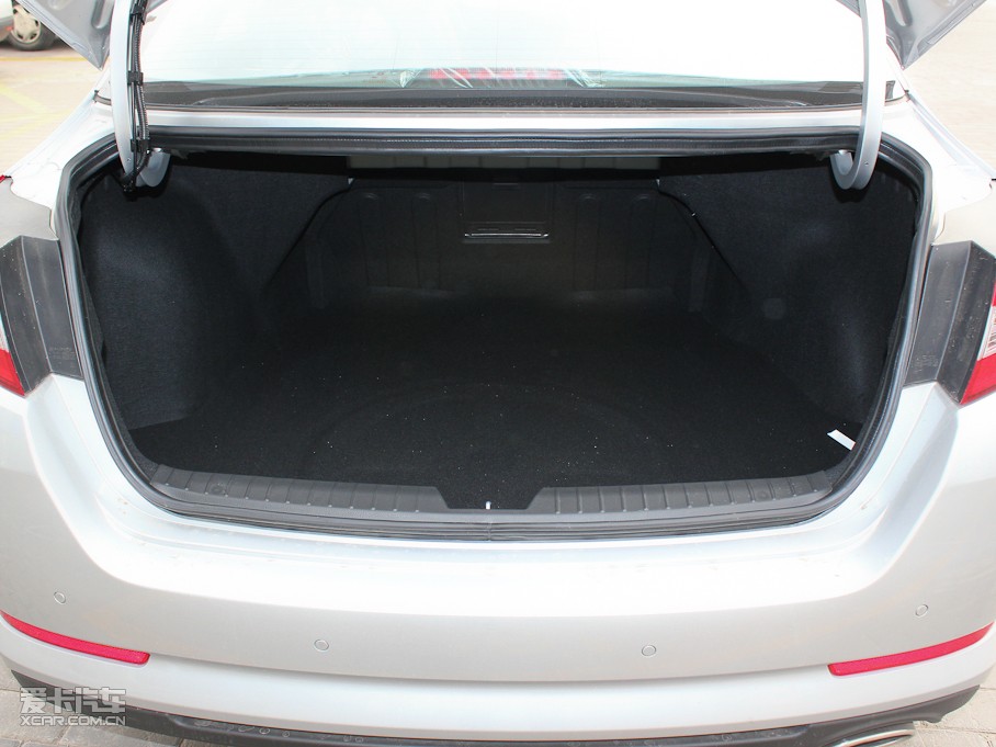 2011K5P 2.0L Premium Ԅ