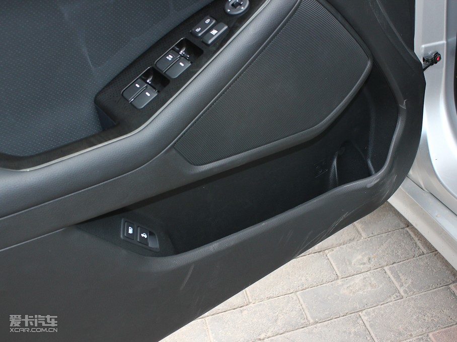 2011K5P 2.0L Premium Ԅ