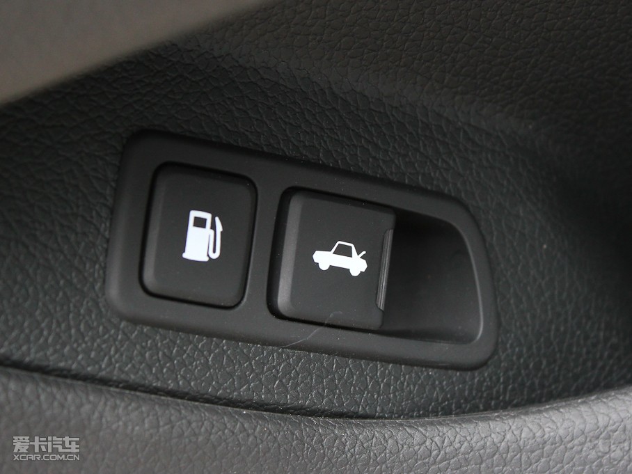 2011K5P 2.0L Premium Ԅ