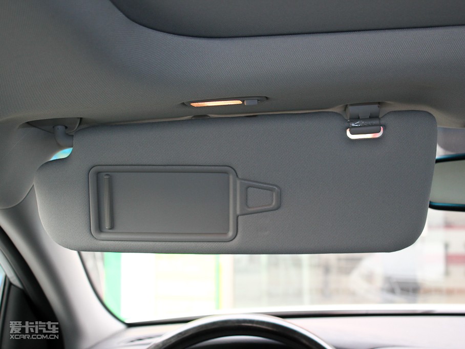 2011K5P 2.0L Premium Ԅ