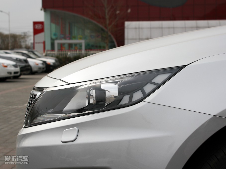 2011K5P 2.0L Premium Ԅ