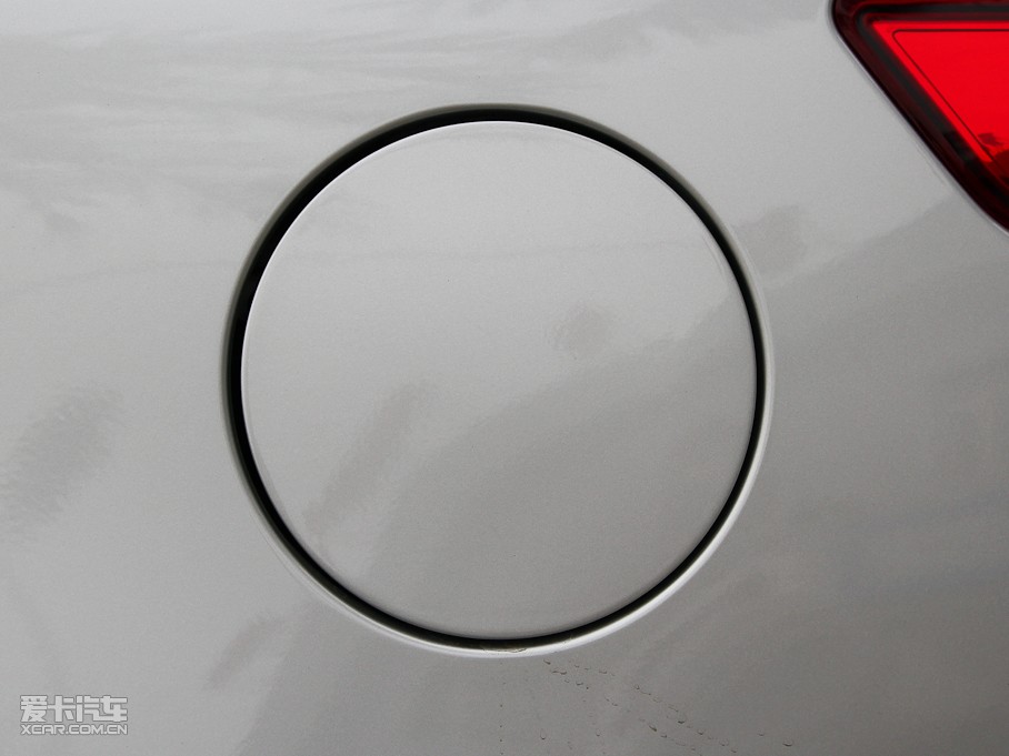 2011K5P 2.0L Premium Ԅ