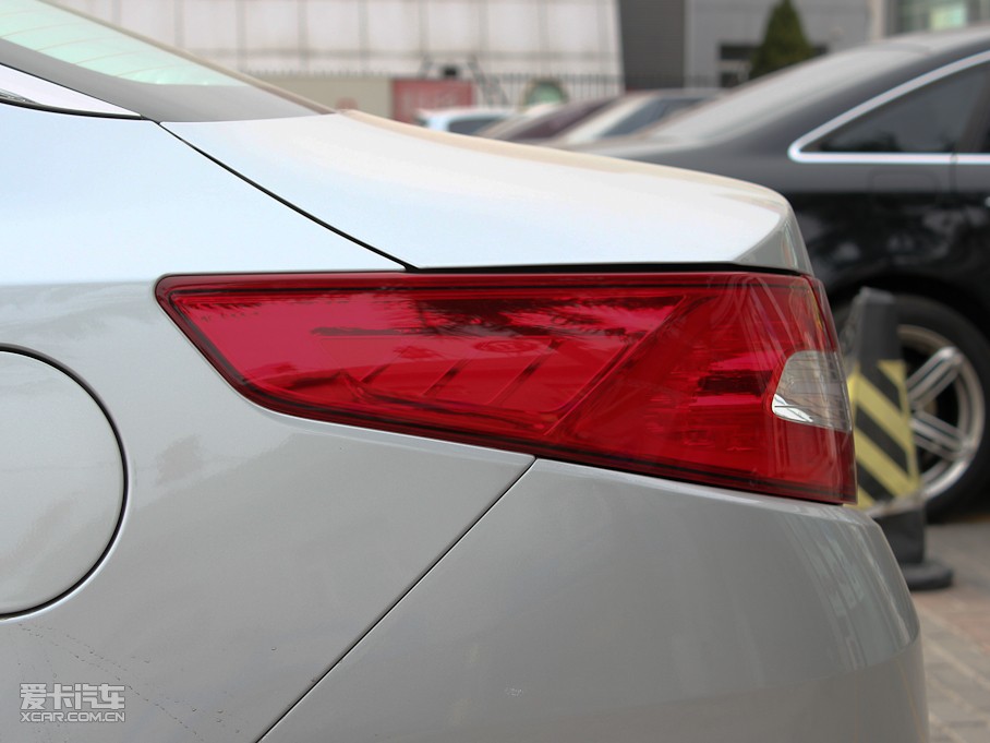 2011K5P 2.0L Premium Ԅ(dng)