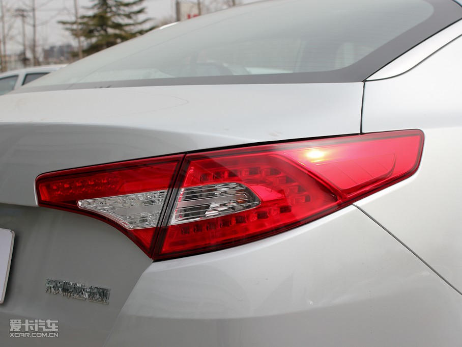 2011K5P 2.0L Premium Ԅ