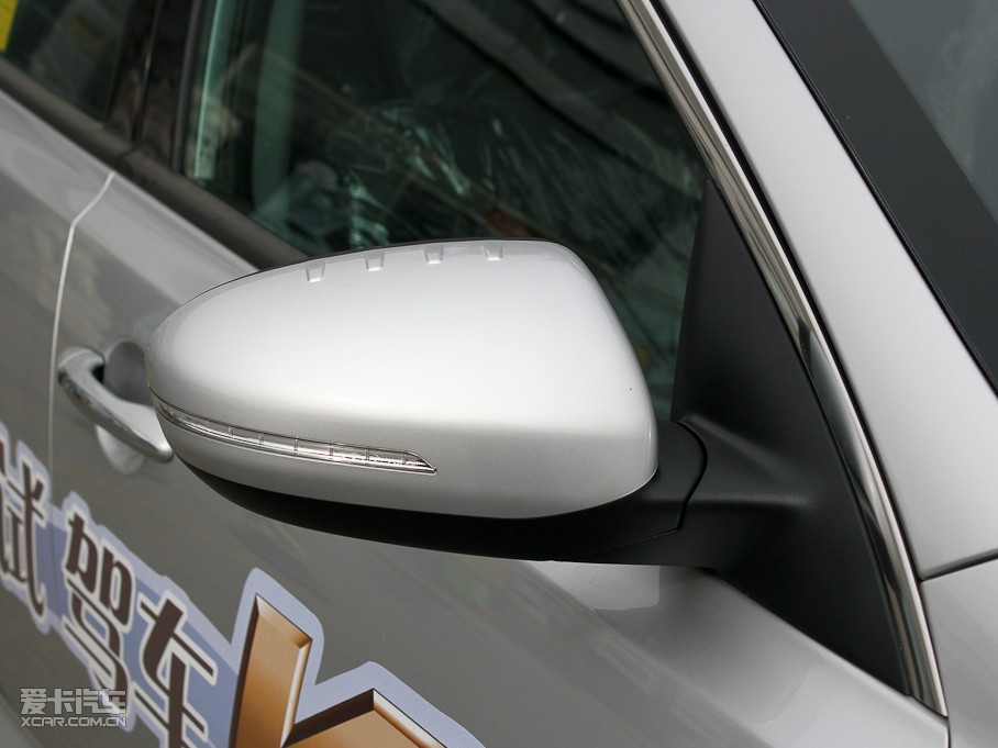 2011K5P 2.0L Premium Ԅ