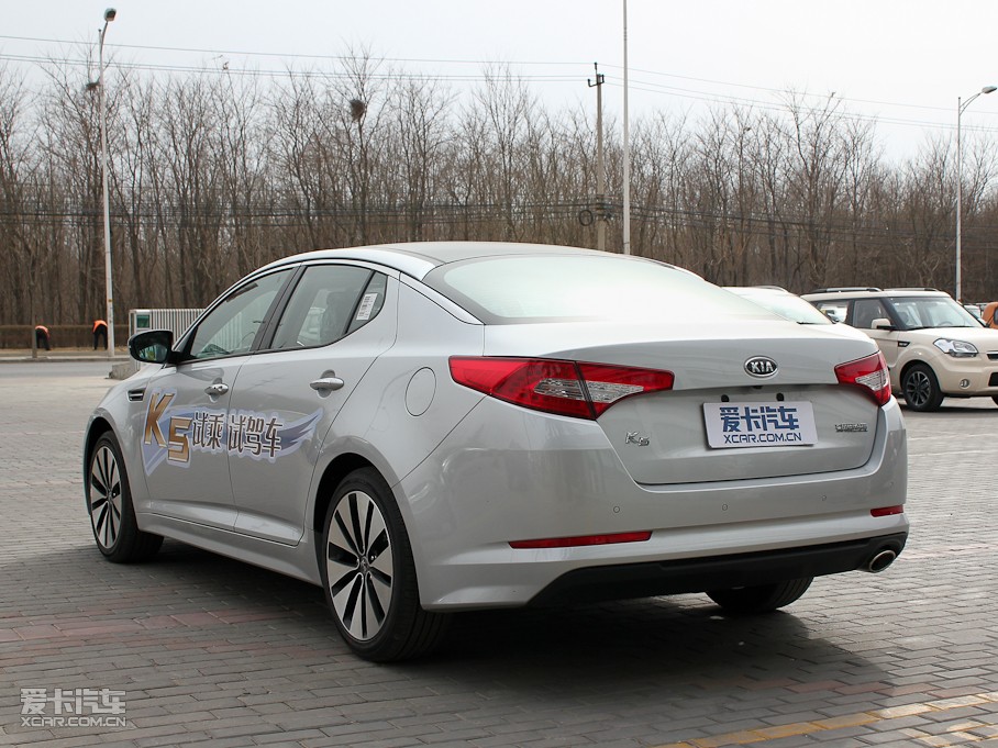 2011K5P 2.0L Premium Ԅ