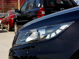 20112.4L Premium Ԅ ^