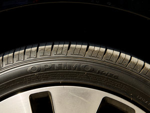 20112.4L Premium Ԅ ^